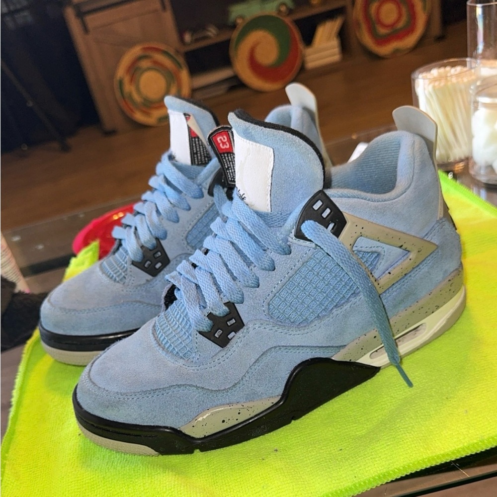 Jordan Kids Sneakers in Light Blue and Gray